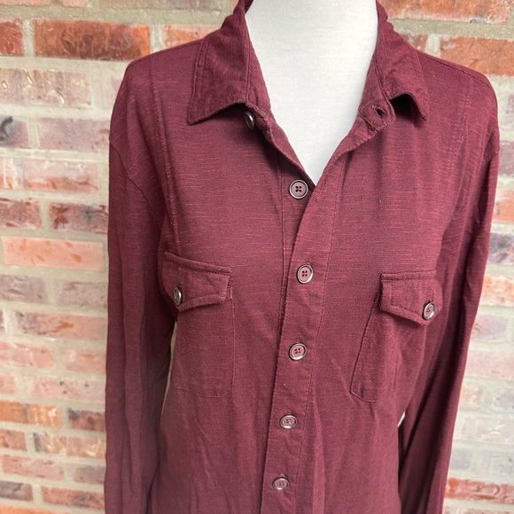Structure burgundy Lg button down shirt - Picture 2 of 5